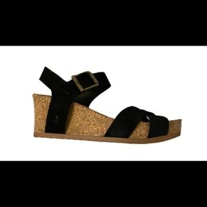 Worn once, really comfy